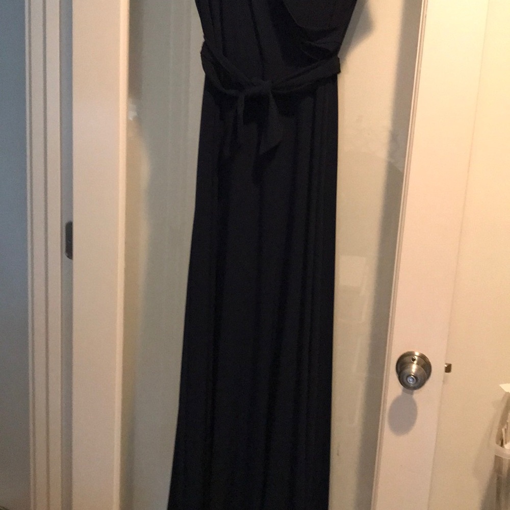 Beautiful navy dress; Perfect transition to Fall.